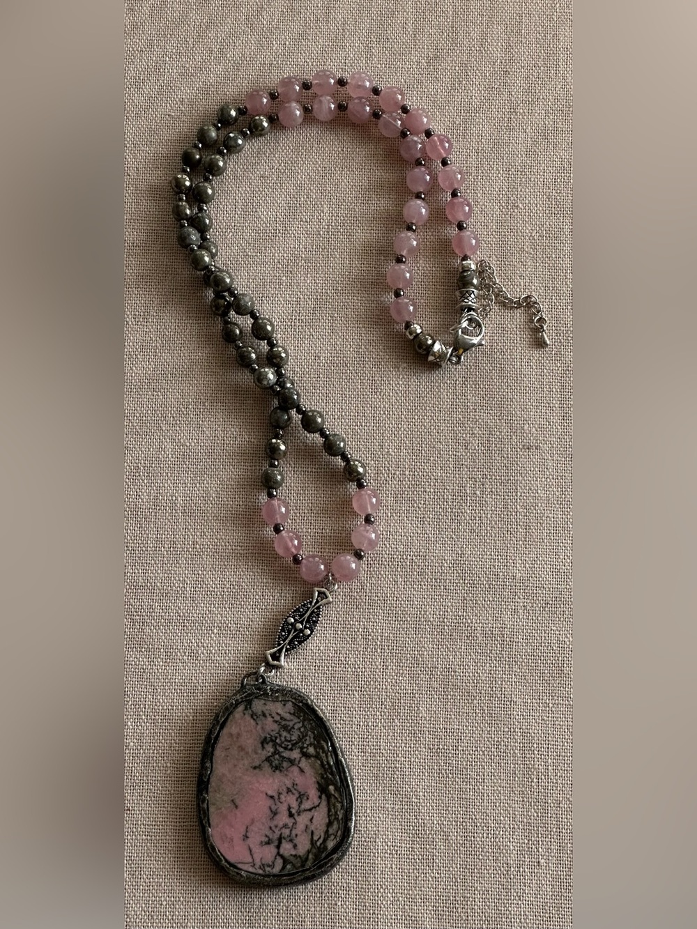 28-1/2 inch Cherry Quartz and Rhodonite Crystal bead necklace NWOT - Picture 12 of 14